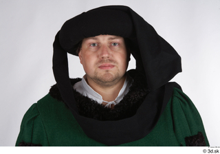 Photos Medieval Aristocrat in green dress 1 Aristocrat Medieval clothing…